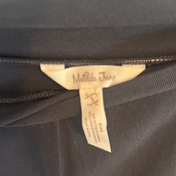 Matilda Jane size small gray ruffle crop pants GUC - Picture 3 of 3